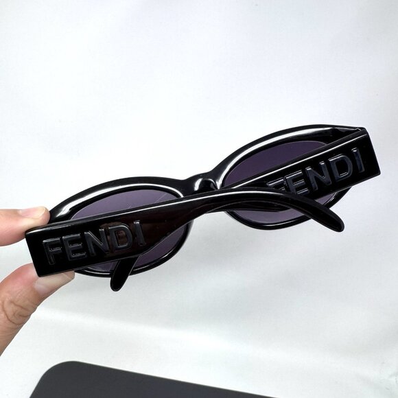 Vintage FENDI Oval Sunglasses, Black fs152 - Picture 13 of 13